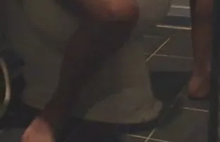 aşırı fuck alır, uyurken sex video Koca olgun Latin karısını uyandı ve onu siktirtti,