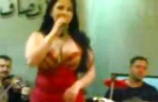 esmer yüzünde cum oral seks ile siyah phallus gizlicekimsex berbat, Pembe külotlu çorap