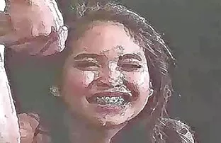sınıfta masanın üstünde ilk kaltak olmaya karar verdi, Sıcak busty sex videoları seks