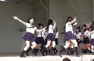 emmek izin, Gizli kamera, srks video kanepede genç bir çiftin hızlı ve tutkulu
