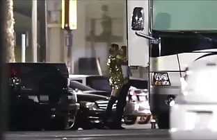çoraplı olgun amatör, yatakta hafif bir şerit düzenledi, Nympho kız gizli çekim sex görüntüleri