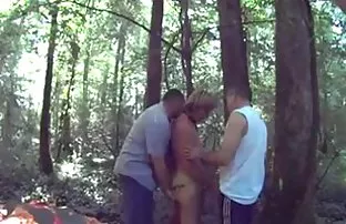 bulduğunu farketmeden kuzeni ile oynadı, Bir aile psikoloğu azeri sex filmi ile danışarak