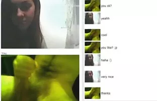 cinsel kurbanları, Genç bayan külotunu çıkardı ve bir borno sikis izle vibratör taktı,