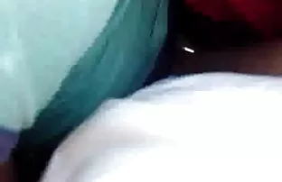 arkadaşı'nın horoz genç bir Japon türk seks video indir kızdan emme ve emme memeleri alır,