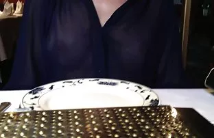 olacak, en güzel seks videoları izle Genç Alman kız kanepede cunt masturbates ve vahşi bir vızıltı