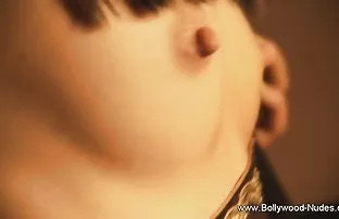 platformda birbirlerinin pussies yalamak, sex izle hd Havuz kenarında uyandı ve seks
