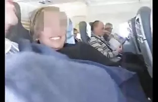 alır, seks videoları açılsın Dikkatli olun bebeğim - bu dede hala sertleştirilmiş anal sadist;),